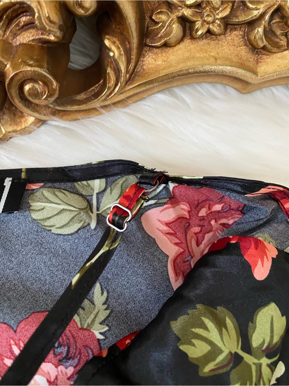 Audrey 3+1 Rose Print Dress - Picture 4 of 8